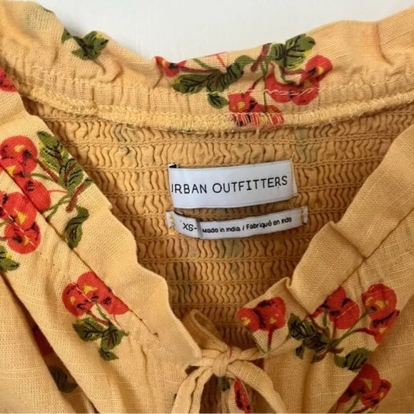 URBAN OUTFITTERS Sweet linen blend cottage core cherry dress - Picture 2 of 4